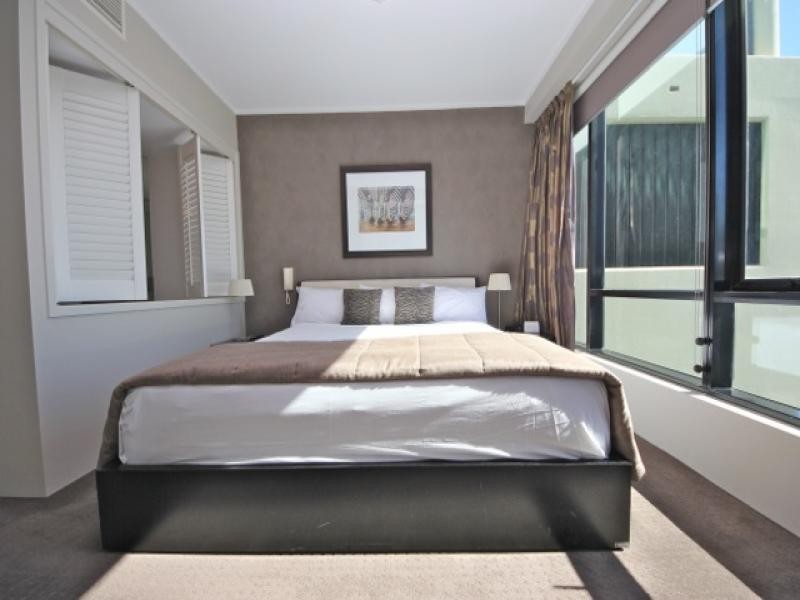 904/2685 Gold Coast Highway, Broadbeach QLD 4218