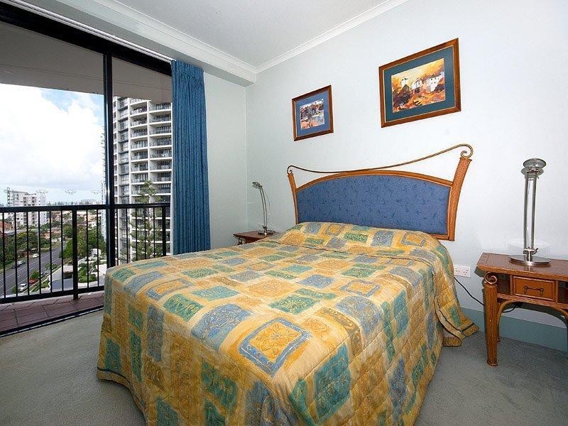 80/30 Surf Parade, Broadbeach QLD 4218