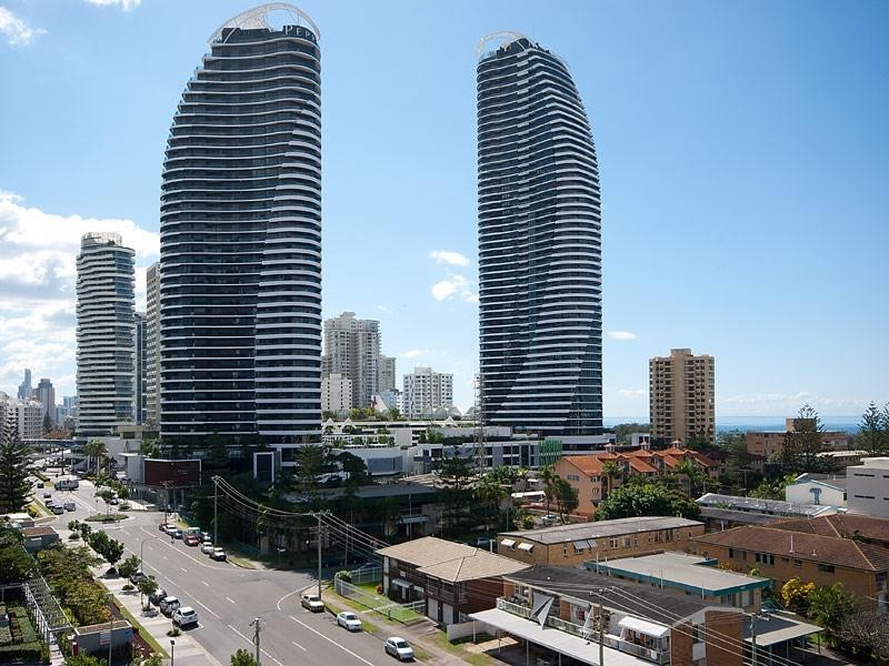 811/42 Surf Parade, Broadbeach QLD 4218