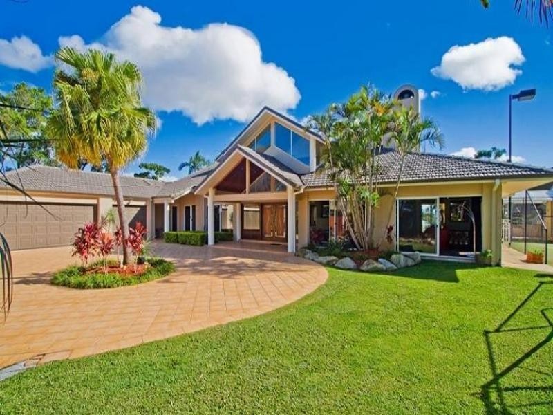 16 Freyburg Street, Sorrento QLD 4217
