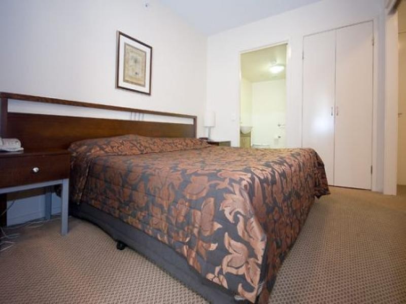 605/42 Surf Parade, Broadbeach QLD 4218