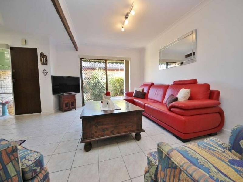 4/7 Aquila Court, Mermaid Beach QLD 4218