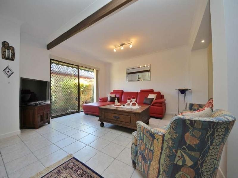 4/7 Aquila Court, Mermaid Beach QLD 4218