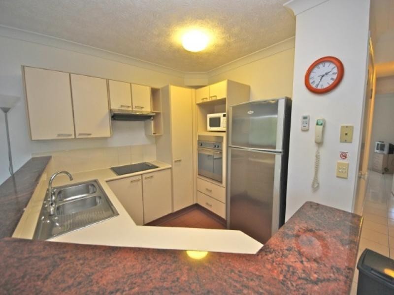 7 Redondo Avenue, Miami QLD 4220