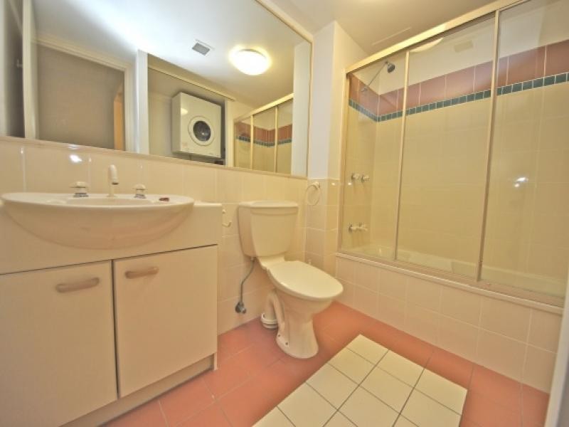 7 Redondo Avenue, Miami QLD 4220