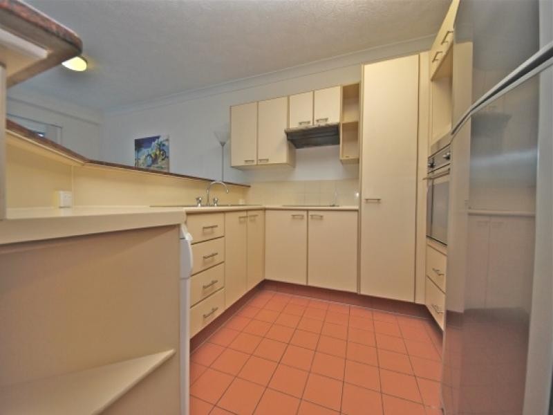 7 Redondo Avenue, Miami QLD 4220