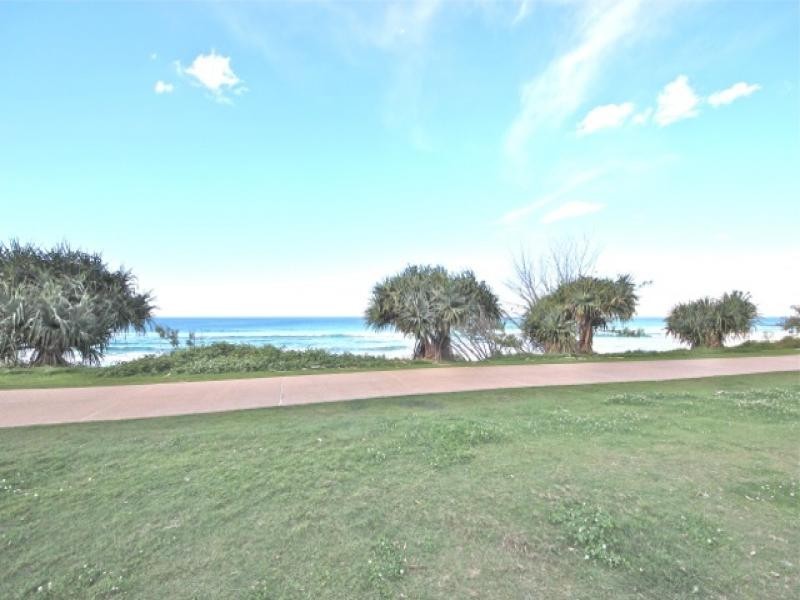 7 Redondo Avenue, Miami QLD 4220