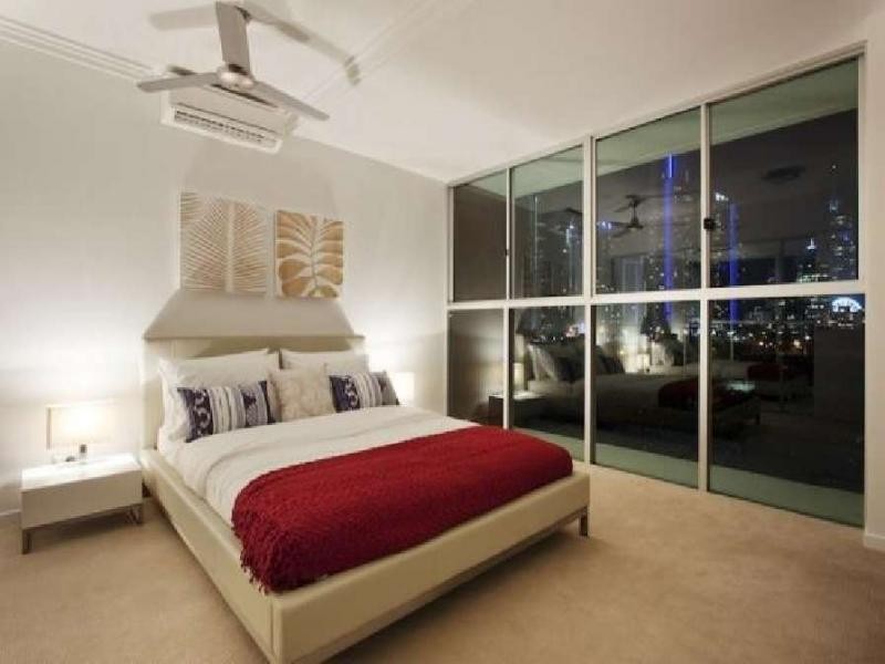 Chevron Island QLD 4217