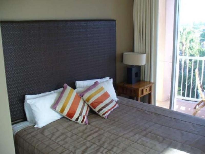 Broadbeach QLD 4218