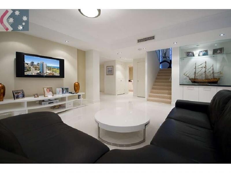2181/2633 Gold Coast Highway, Broadbeach QLD 4218