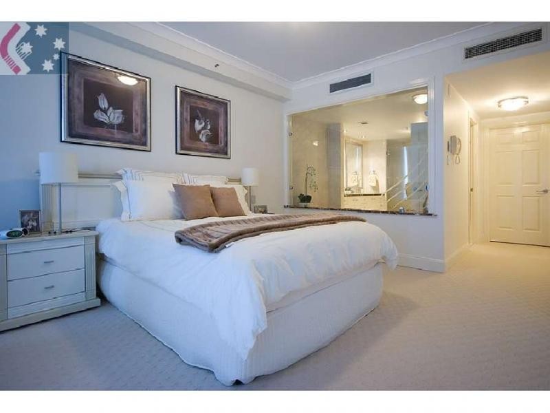 2181/2633 Gold Coast Highway, Broadbeach QLD 4218