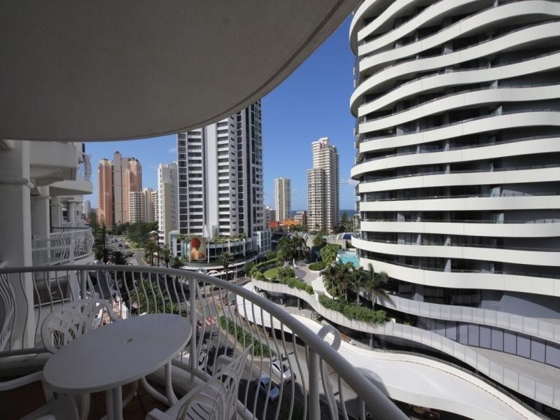 1809/24 Queensland Avenue, Broadbeach QLD 4218