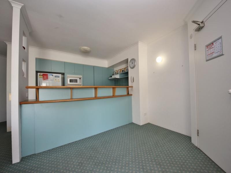 10 Alexandra Avenue, Broadbeach QLD 4218