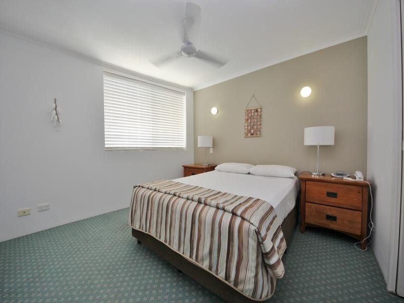 10 Alexandra Avenue, Broadbeach QLD 4218