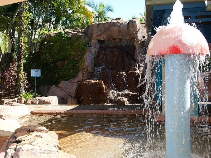 112/10-16 Alexandra Avenue, Broadbeach QLD 4218