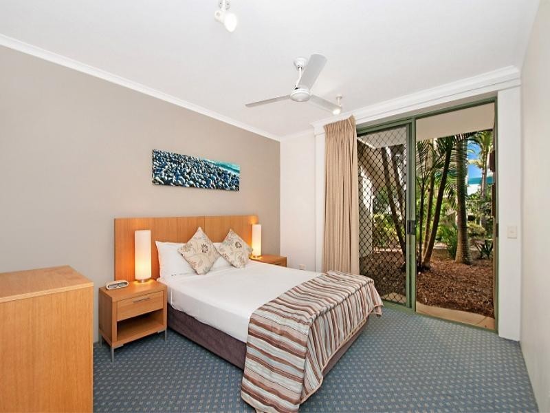 48/10 Alexandra Avenue, Broadbeach QLD 4218