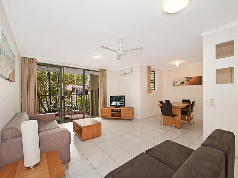 48/10 Alexandra Avenue, Broadbeach QLD 4218