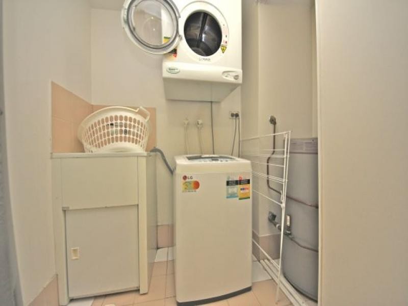 48/10 Alexandra Avenue, Broadbeach QLD 4218