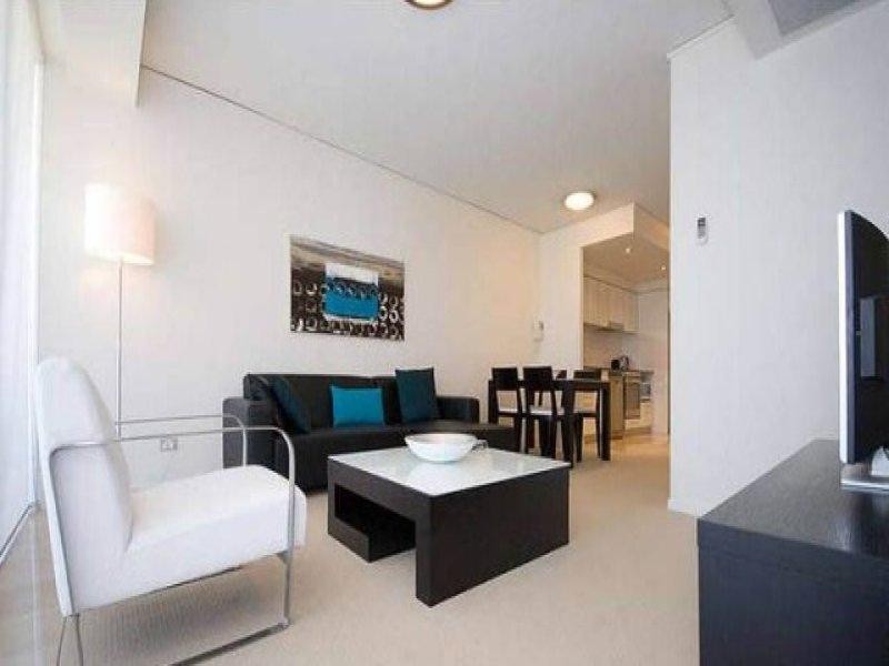 608/22 Sierra Grand, Surf Parade, Broadbeach QLD 4218