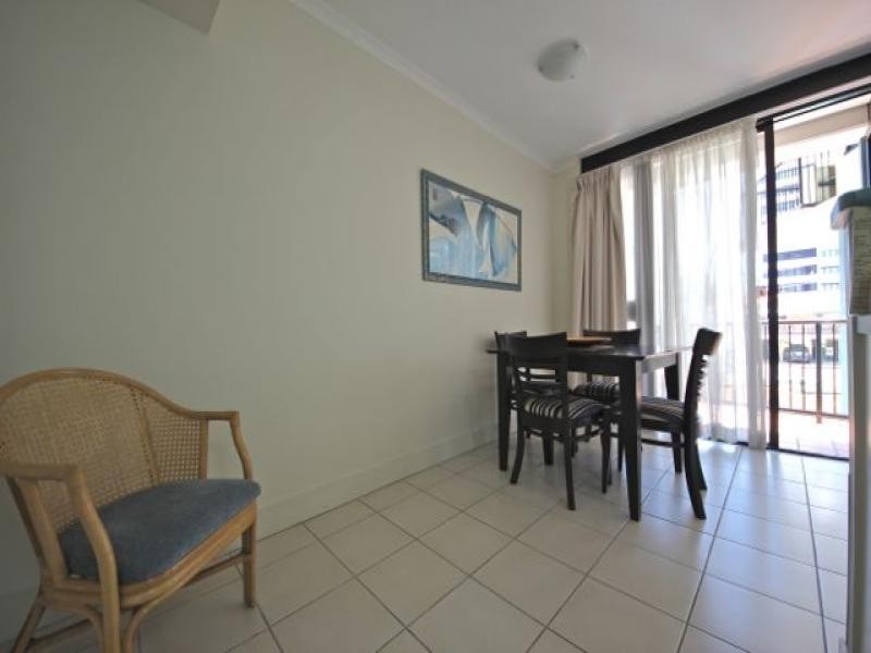 102/30 Surf Parade, Broadbeach QLD 4218