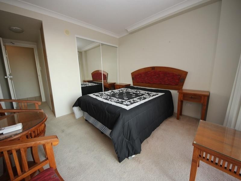 3017/2632 GOLD COAST HIGHWAY, Broadbeach QLD 4218