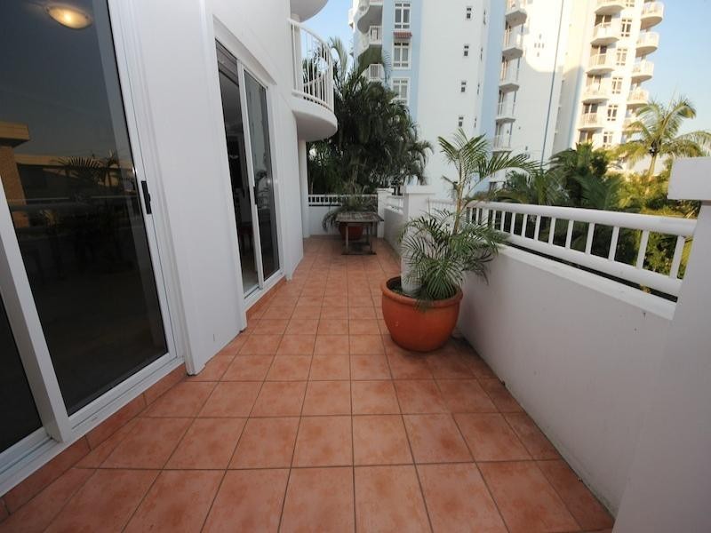 3017/2632 GOLD COAST HIGHWAY, Broadbeach QLD 4218