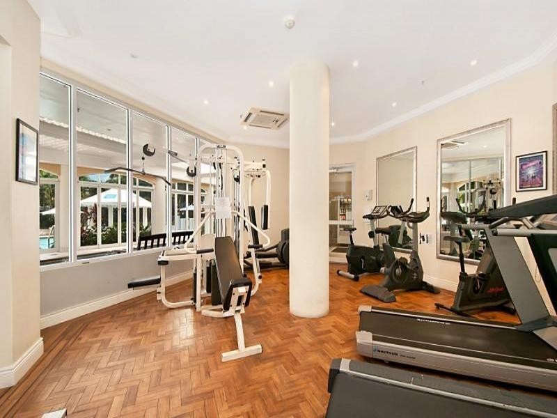 3017/2632 GOLD COAST HIGHWAY, Broadbeach QLD 4218