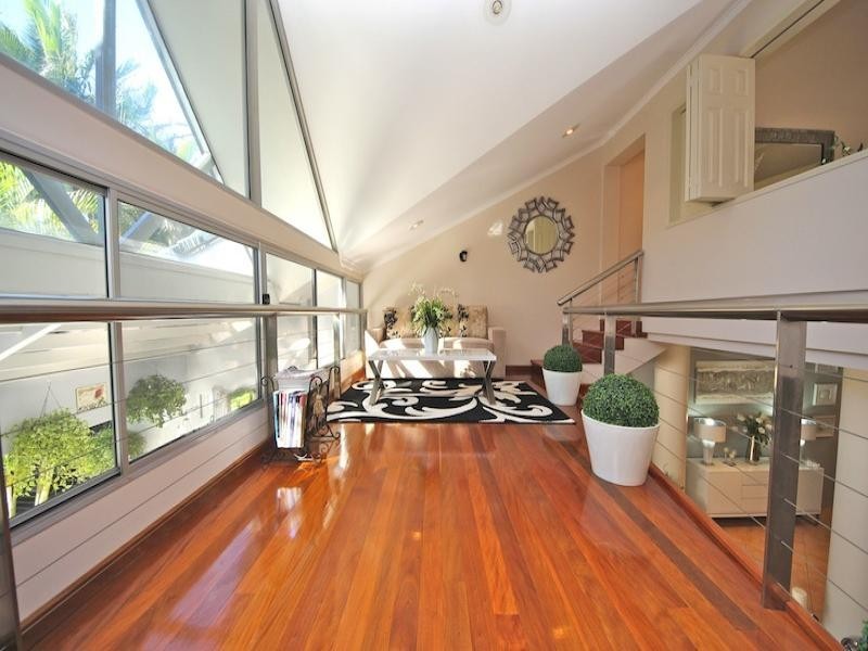 125 Santa Cruz Blvd, Clear Island Waters QLD 4226