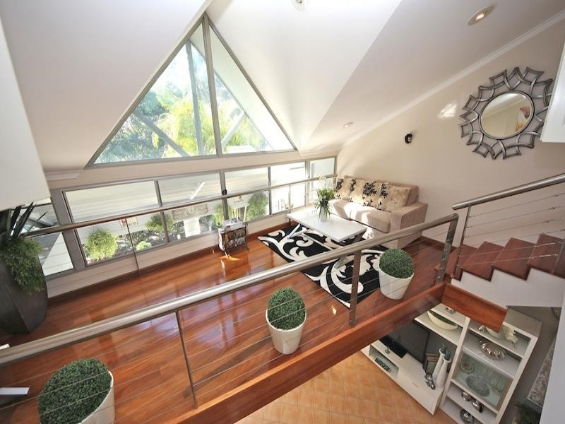 125 Santa Cruz Blvd, Clear Island Waters QLD 4226