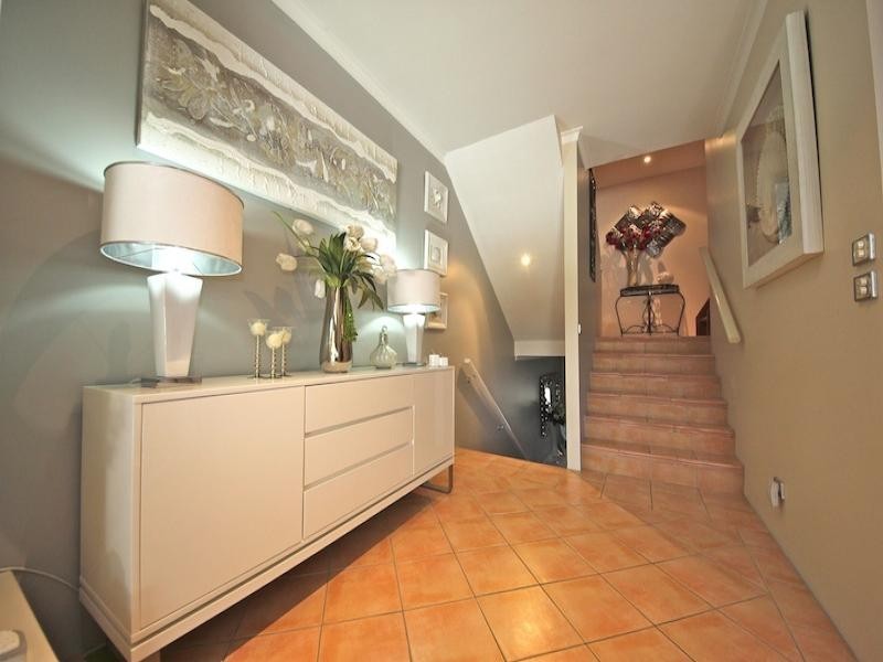 125 Santa Cruz Blvd, Clear Island Waters QLD 4226