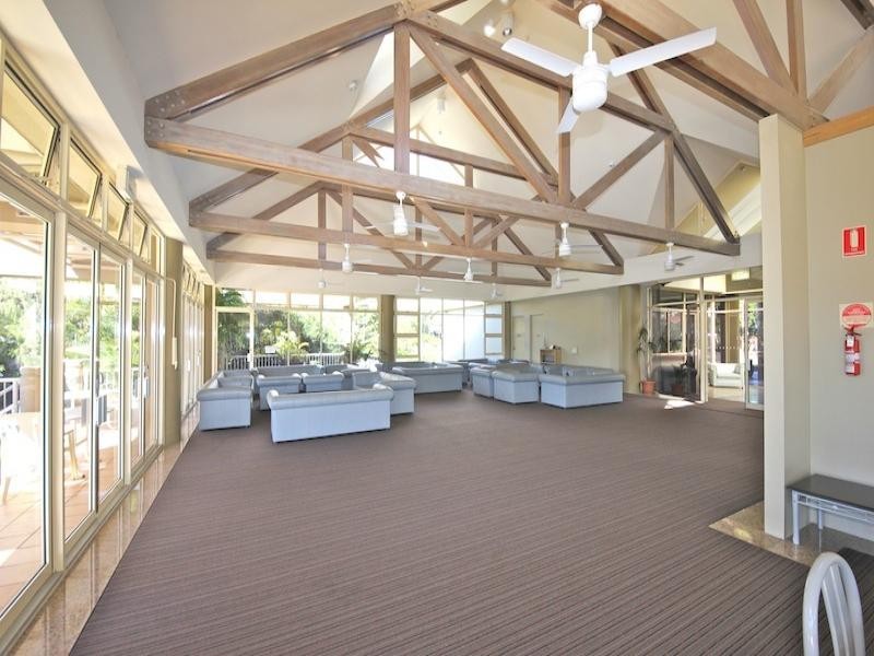 125 Santa Cruz Blvd, Clear Island Waters QLD 4226