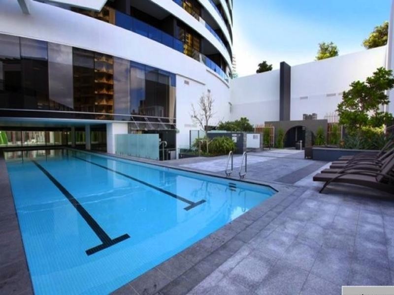 2501/4 Charles Avenue, Broadbeach QLD 4218