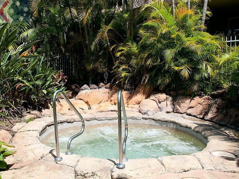 220/215 Cottesloe Drive, Mermaid Waters QLD 4218