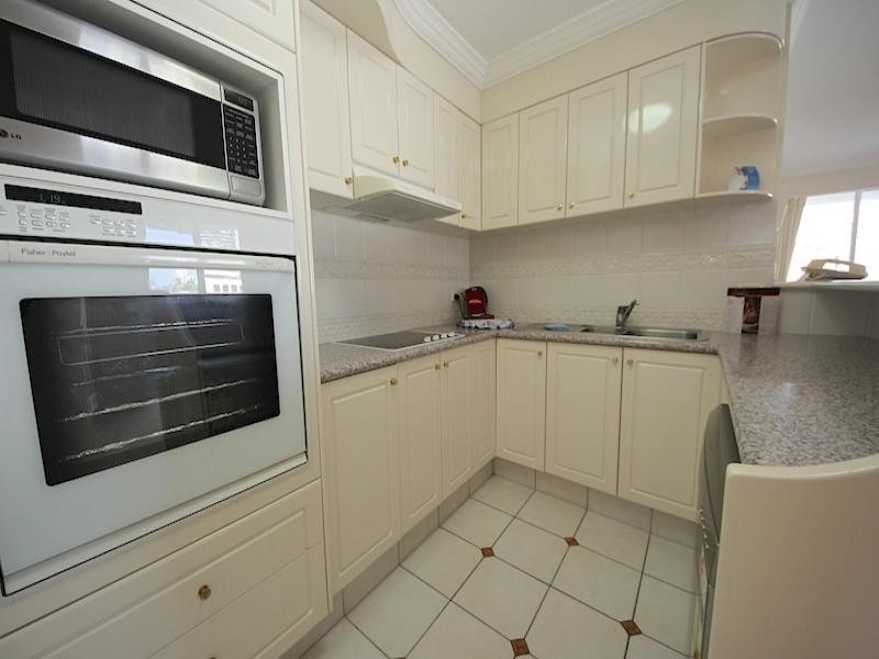 2314/24 Queensland Ave, Broadbeach QLD 4218