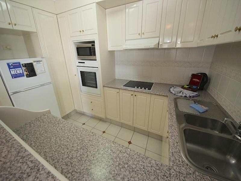 2314/24 Queensland Ave, Broadbeach QLD 4218