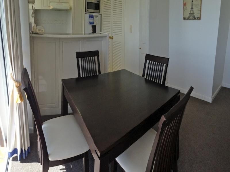 1911/24 Queensland Ave, Broadbeach QLD 4218