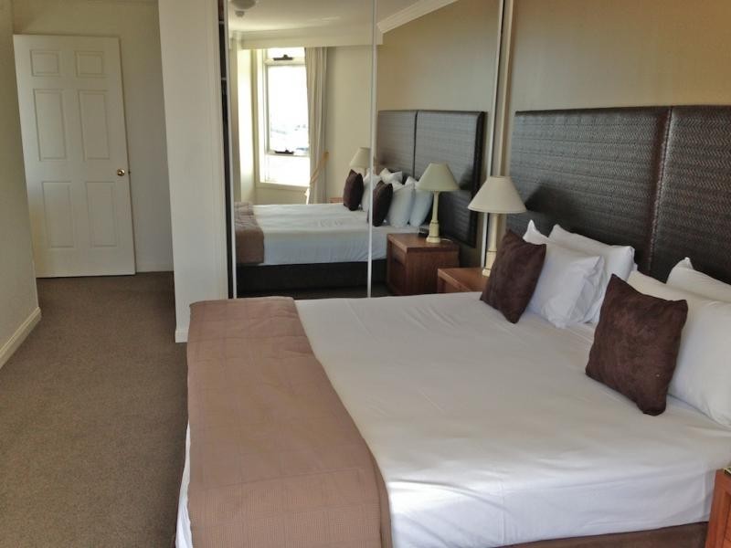 1911/24 Queensland Ave, Broadbeach QLD 4218
