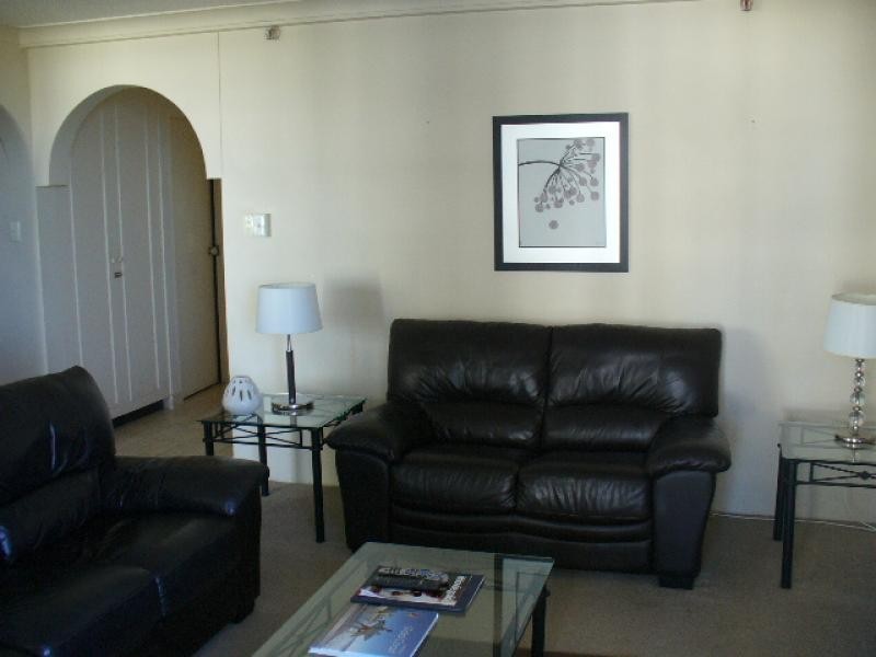 38/153 Old Burleigh Road, Broadbeach QLD 4218