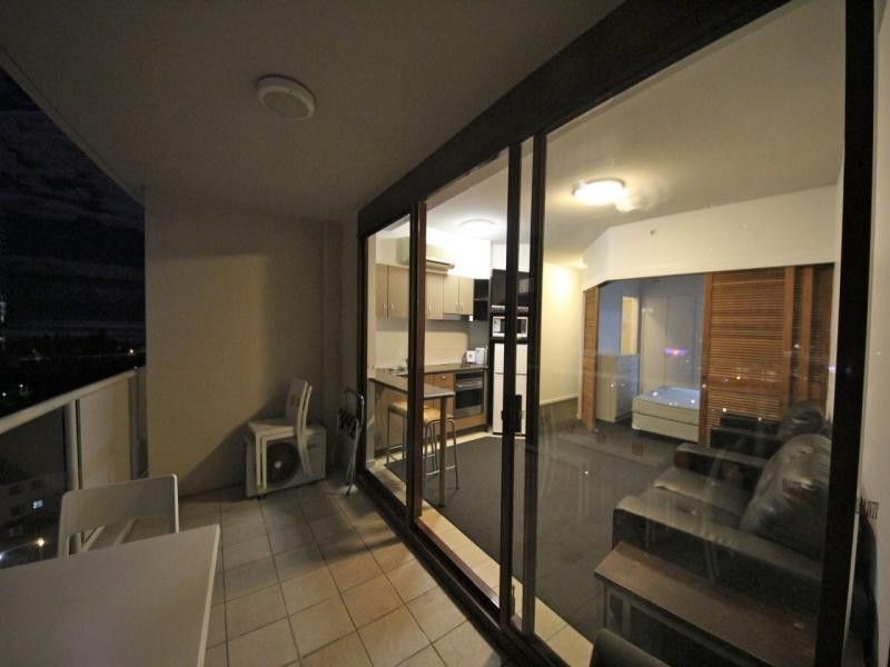 1108/42 Surf Parade, Broadbeach QLD 4218