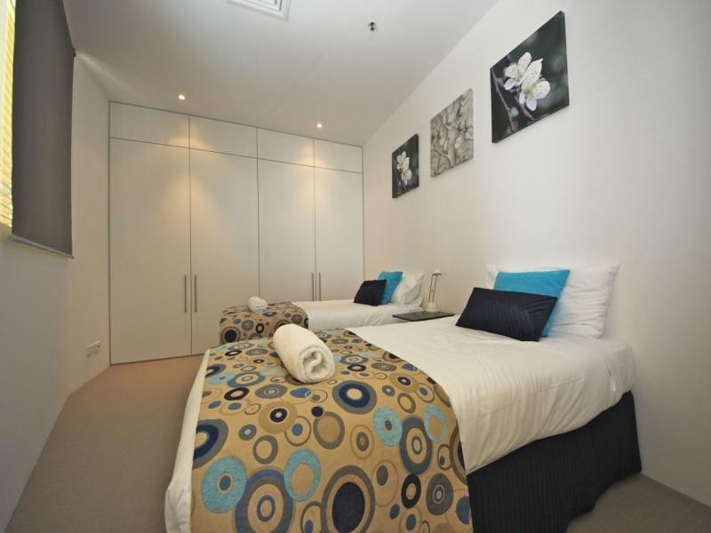 159 Old Burleigh Road, Broadbeach QLD 4218