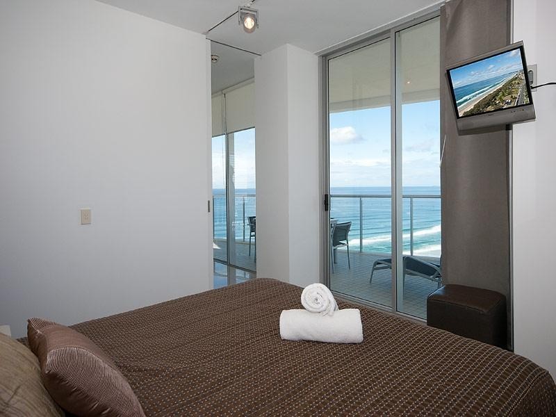 159 Old Burleigh Road, Broadbeach QLD 4218