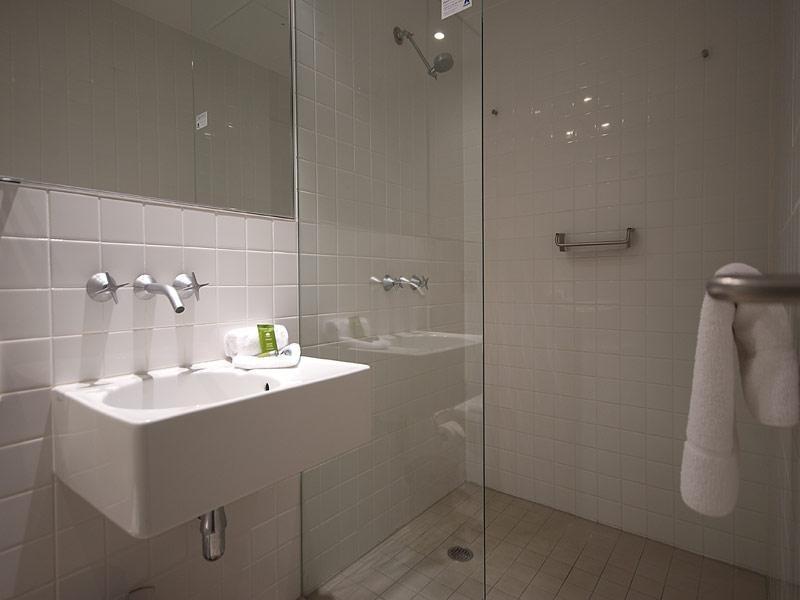 159 Old Burleigh Road, Broadbeach QLD 4218