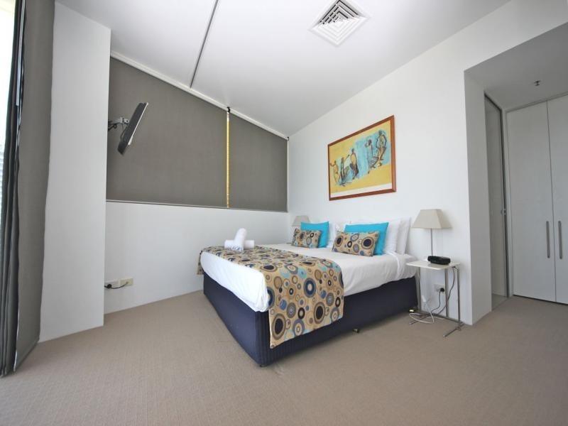 159 Old Burleigh Road, Broadbeach QLD 4218