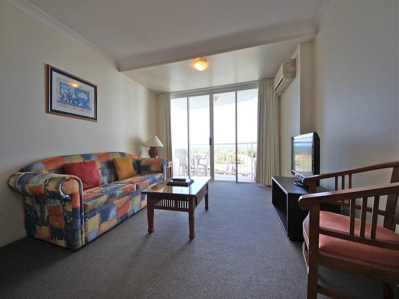 3075/2623 Gold Coast Highway, Broadbeach QLD 4218