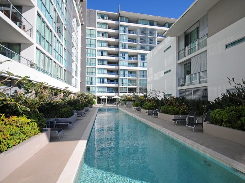 1404/33 TE Peters Drive, Broadbeach Waters QLD 4218