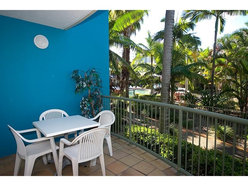 124/16 Alexandra Avenue, Broadbeach QLD 4218