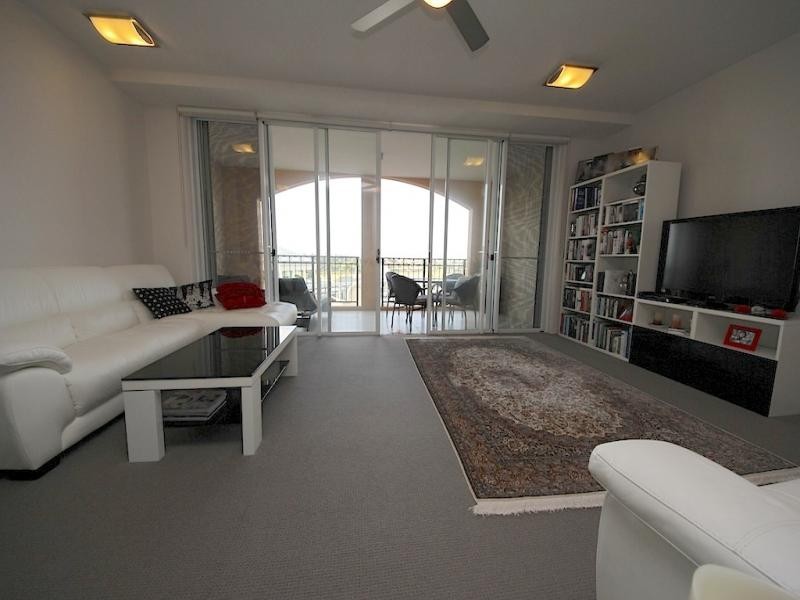 3029 The Boulevard, Carrara QLD 4211