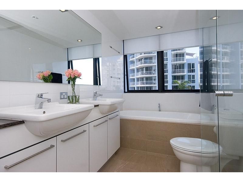 406/22 Surf Parade, Broadbeach QLD 4218