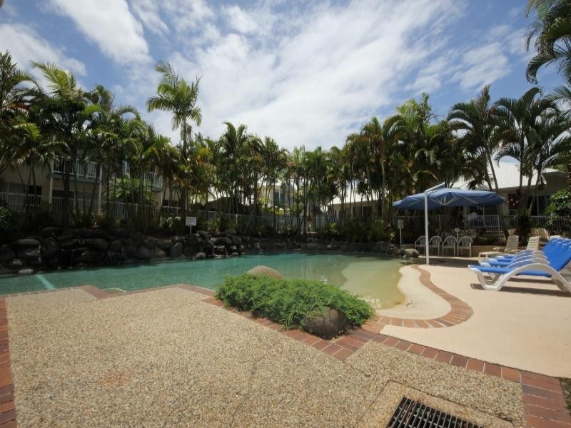 Mermaid Beach QLD 4218