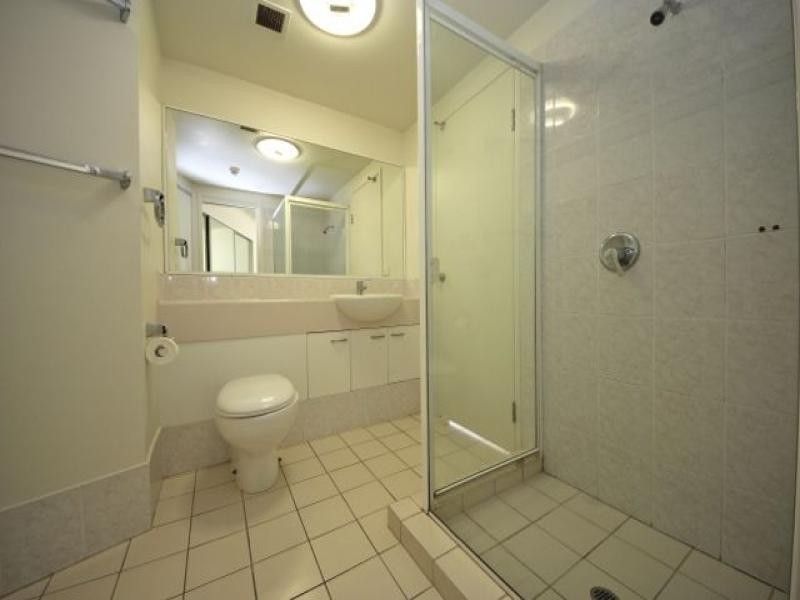 213/30 surf Parade, Broadbeach QLD 4218